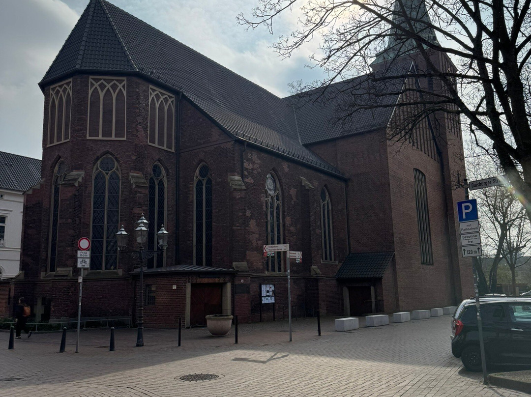 Kath. Kirchengemeinde St. Vincentius-丁斯拉肯必去景点