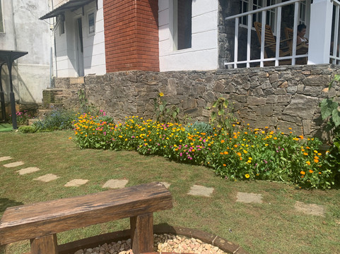 塔菲里尼酒店主图