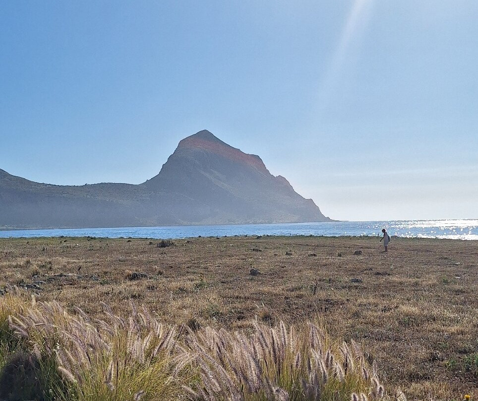 Caletta del Bue Marino-圣维托角必去景点