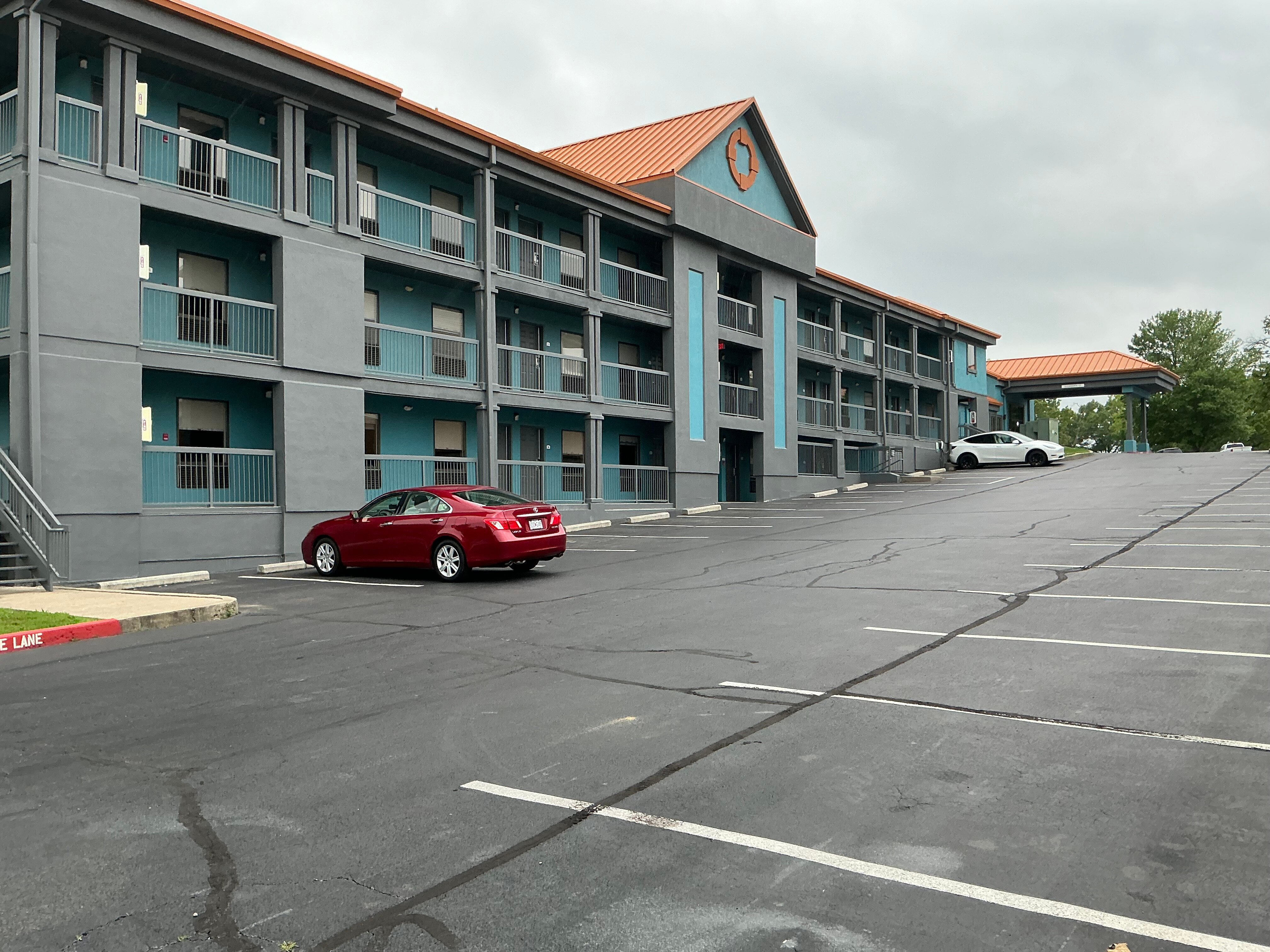 Baymont By Wyndham Branson Thousand Hills-浴室