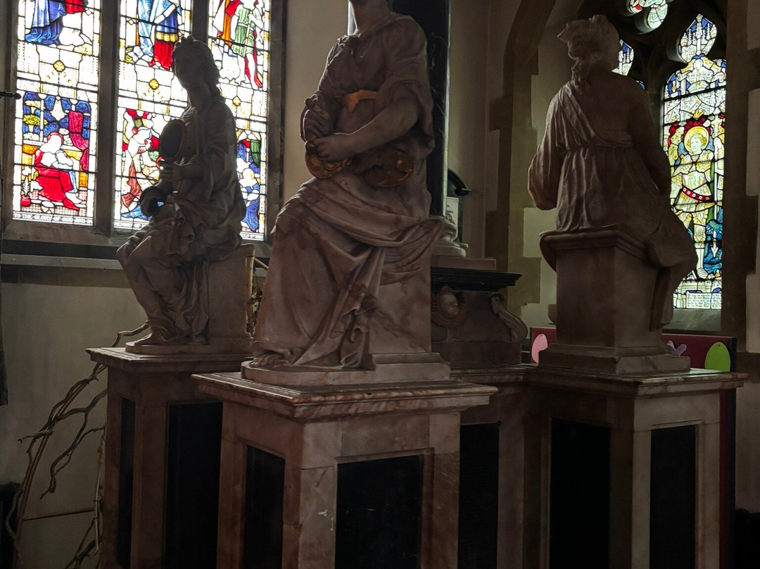 The Parish Church of St Mary's Chilham景点图片