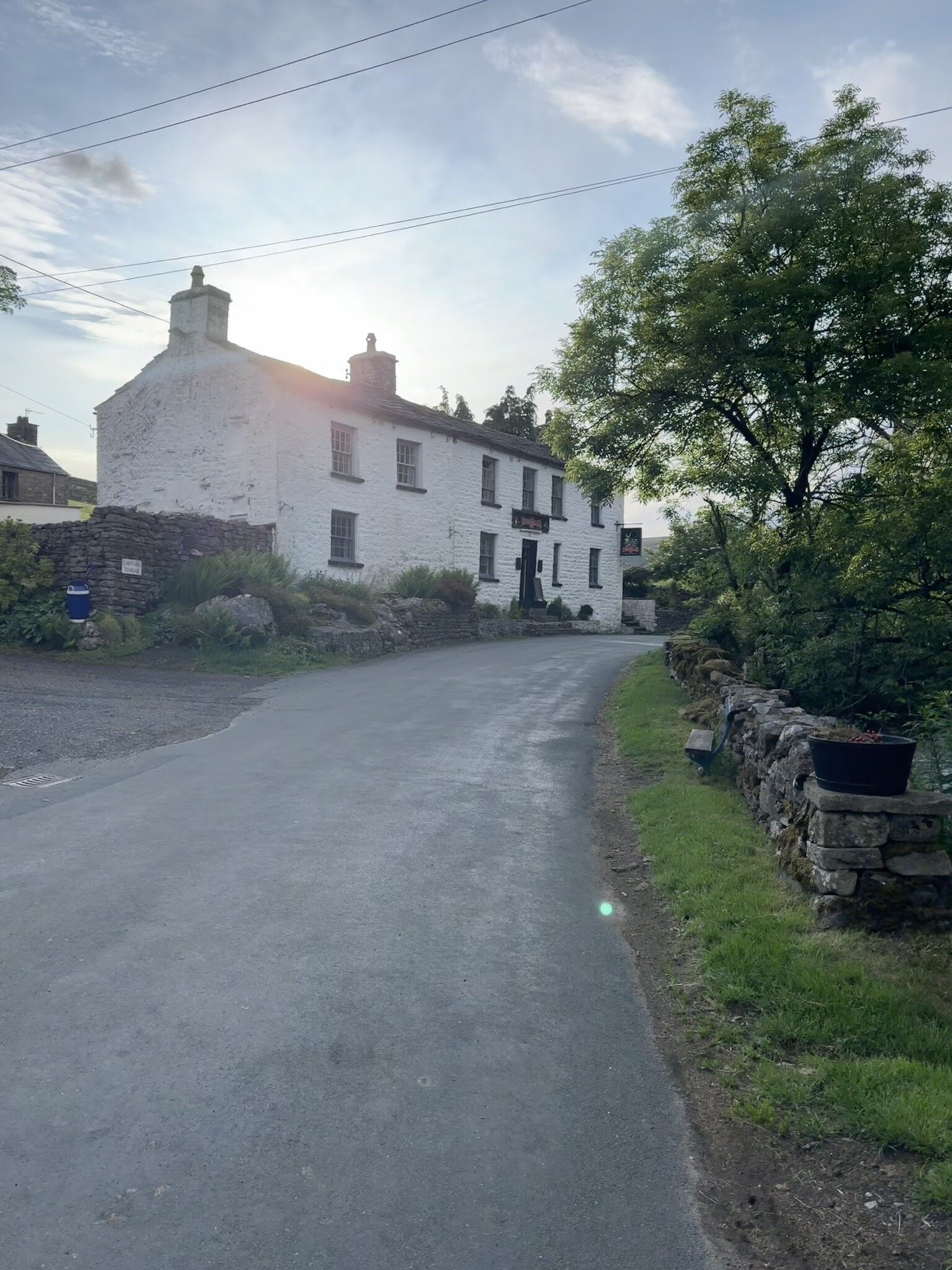 The Sportsman's Inn-官方