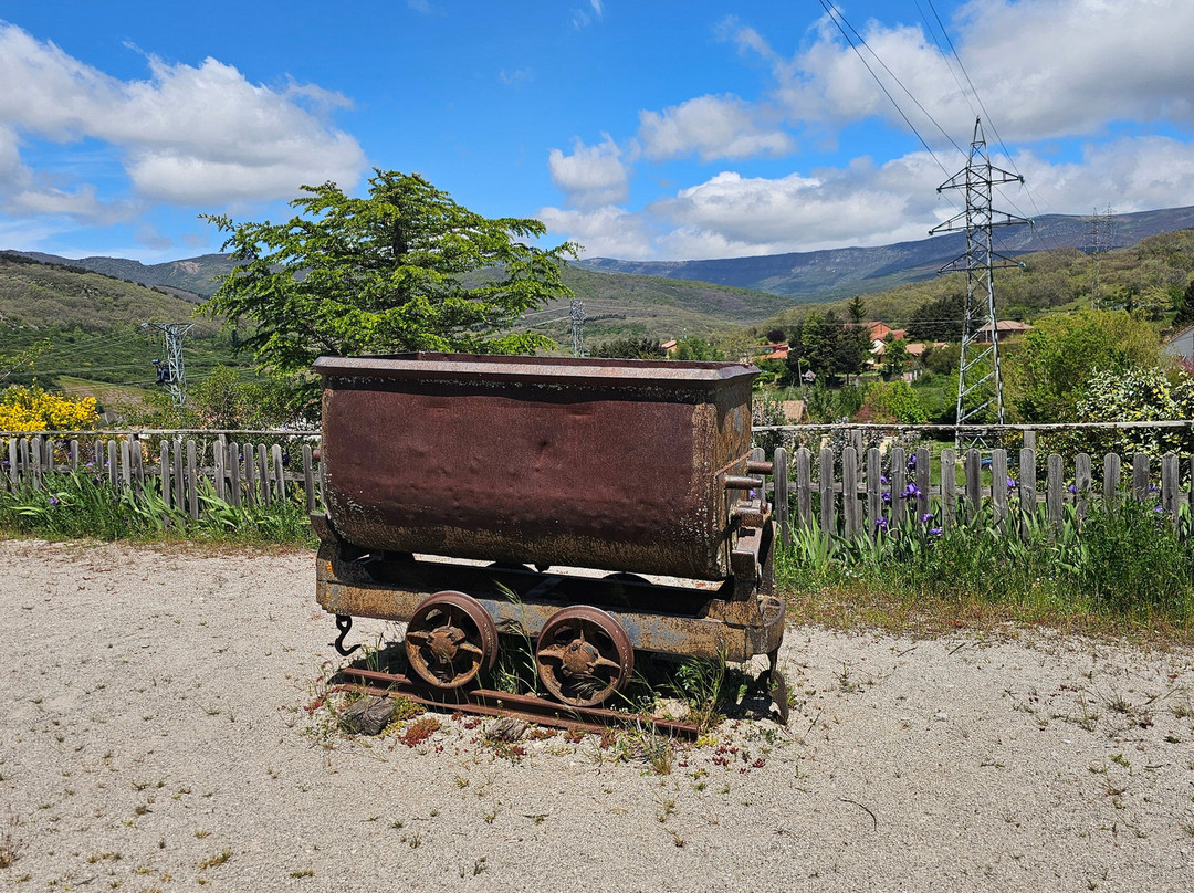 Centro de Interpretacion de la Mineria-Barruelo de Santullan必去景点