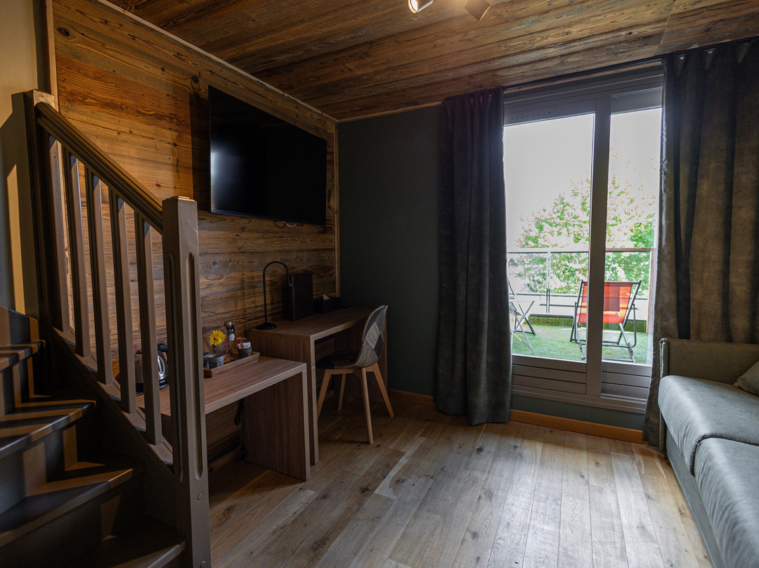 Les Lodges du Lac d'Aiguebelette主图