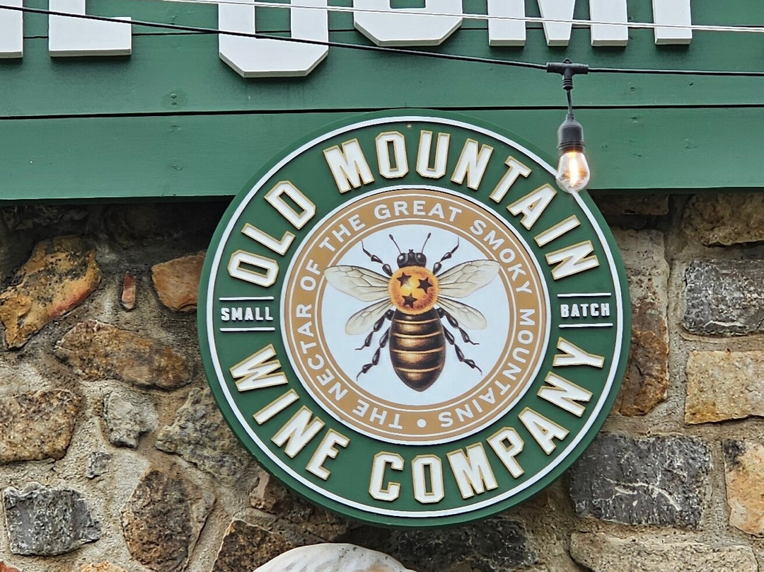 Old Mountain Wine Company-盖林柏格必去景点