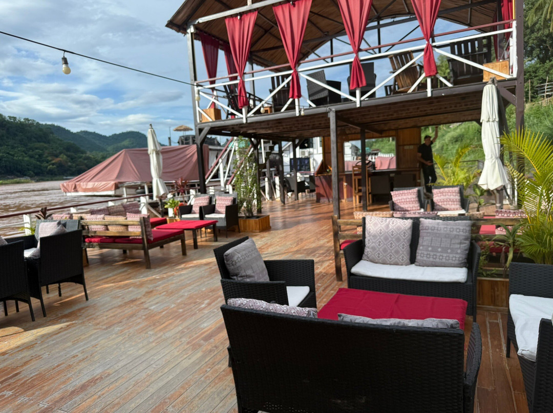 Khopfa Mekong Cruise-琅勃拉邦必去景点