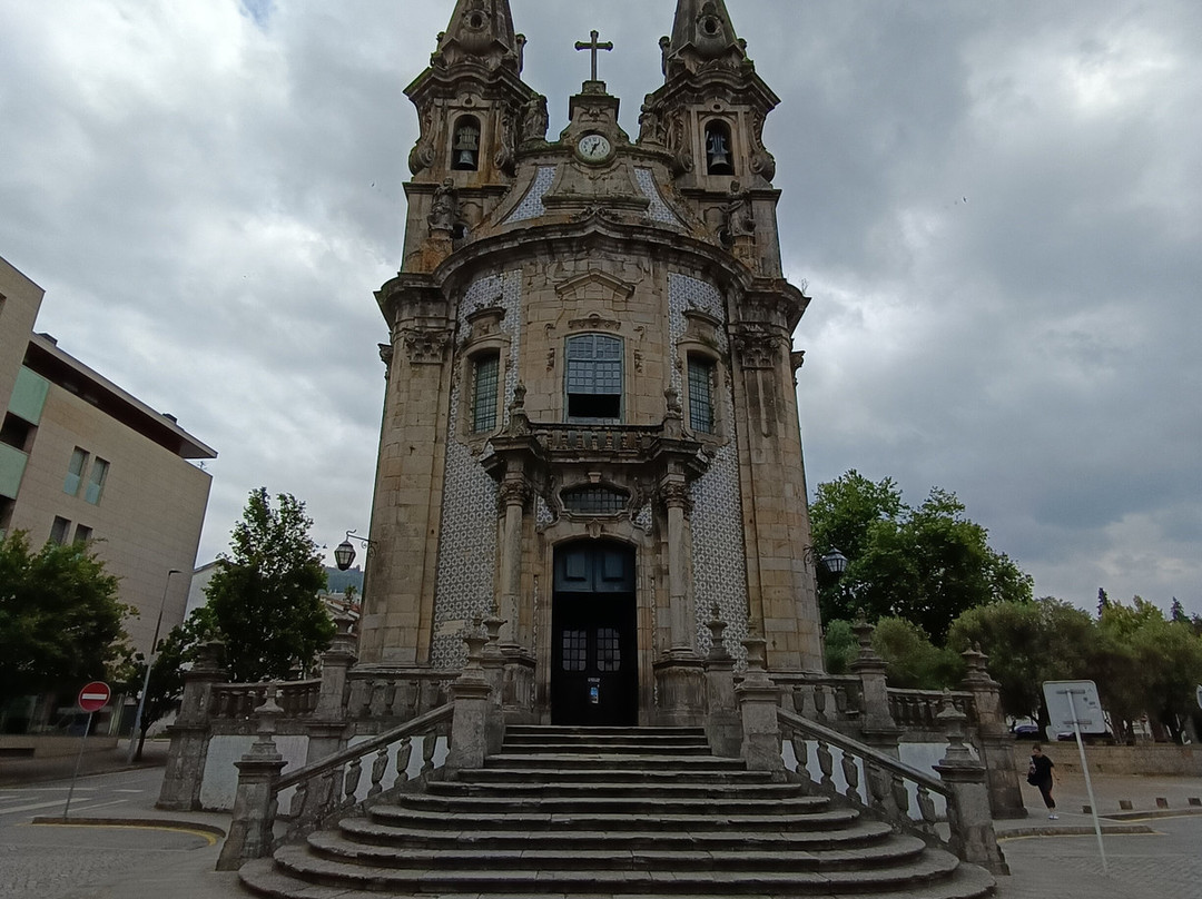 Igreja de Nossa Senhora da Consolação e Santos Passos-吉马良斯必去景点