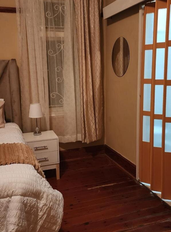 Zopry's Guest House