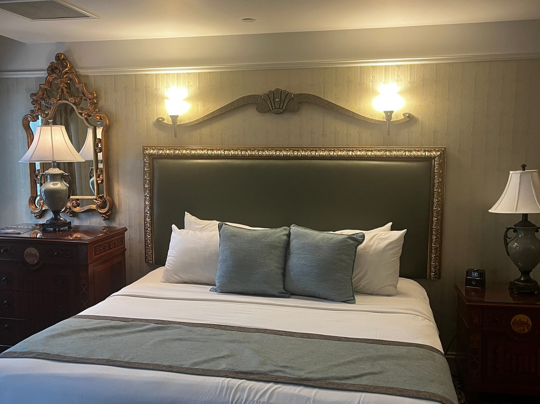 West Baden Springs Hotel主图