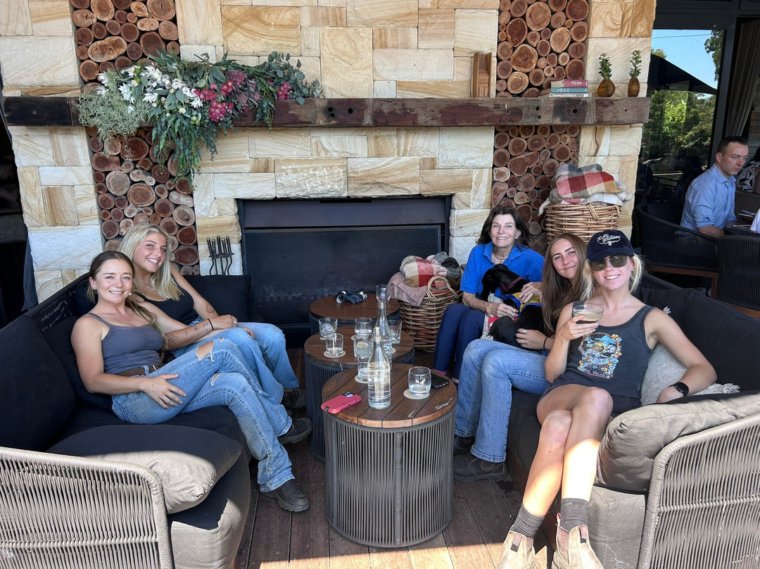 Saddles Garden Centre-Mount White必去景点