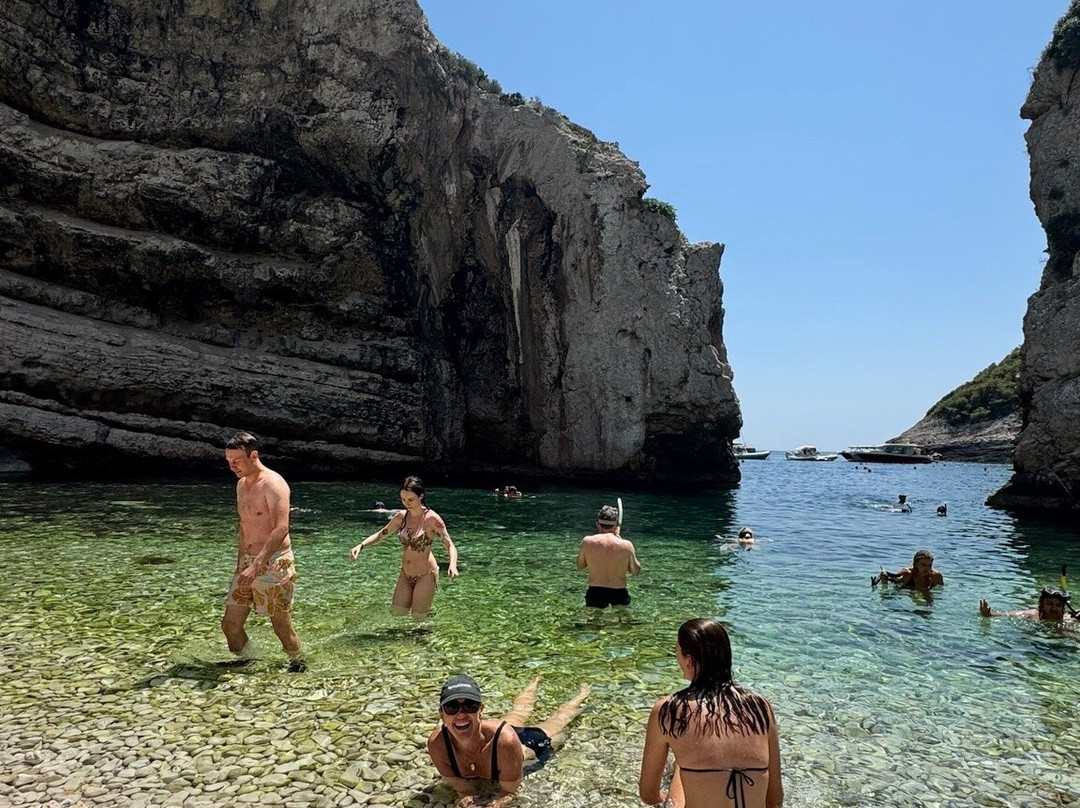 Kaukal-Komiza必去景点