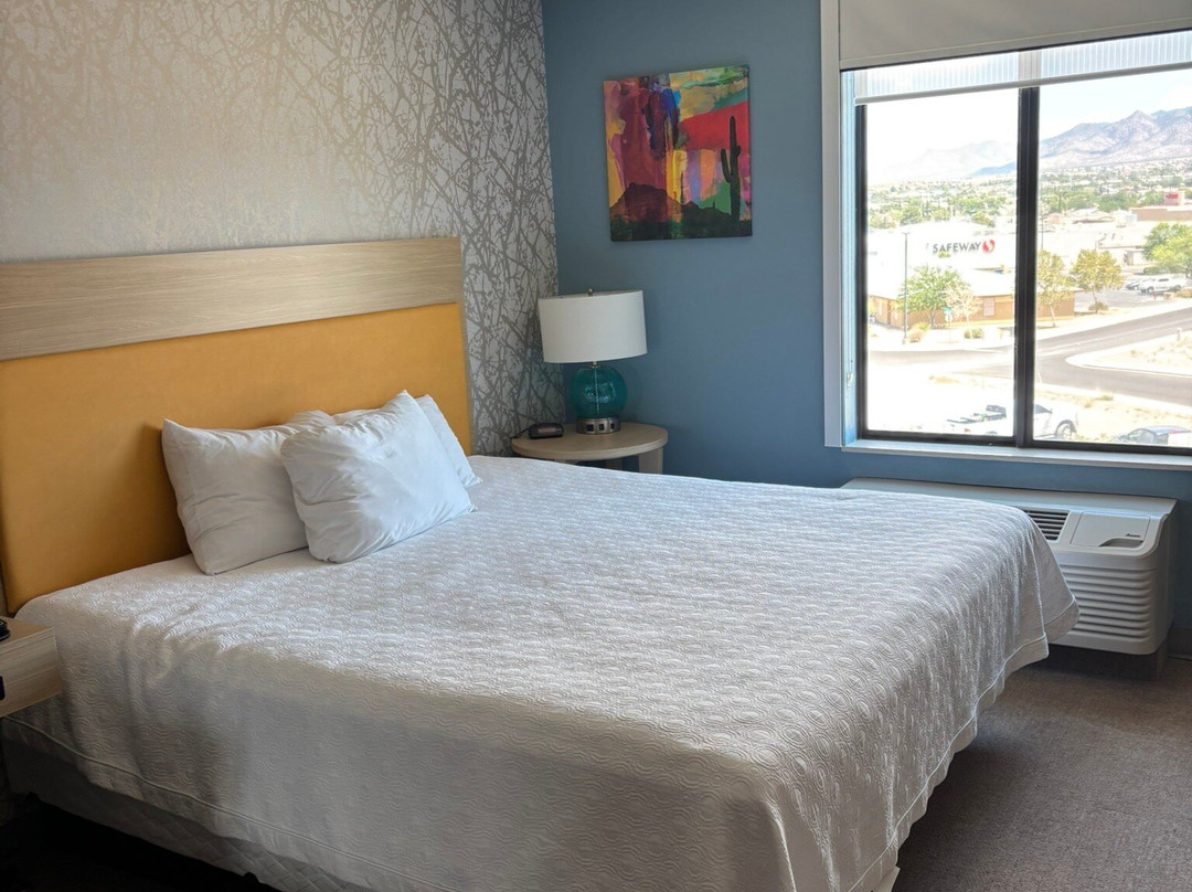 Home 2 Suites By Hilton Kingman主图