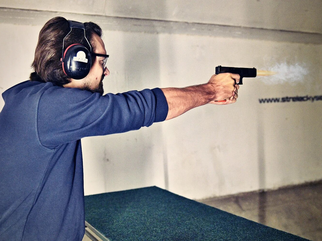 Shooting Range - Rajska Zahrada-布拉格必去景点