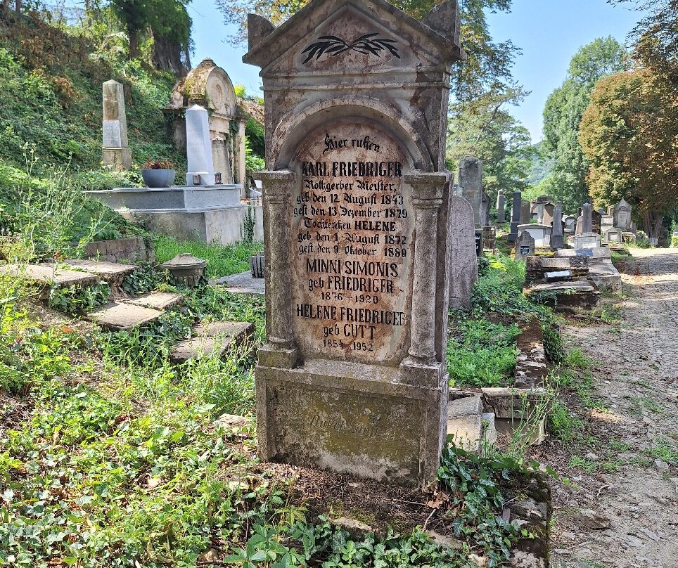 Cementerio aleman de Sighisoara-锡吉索拉必去景点
