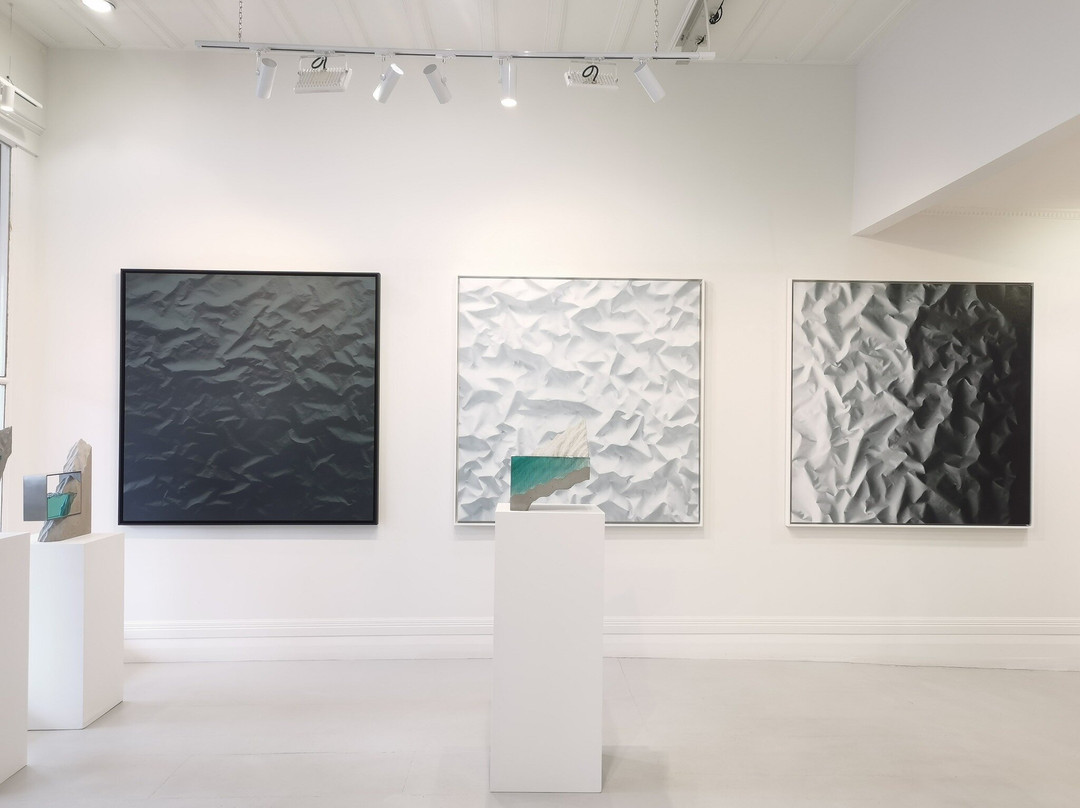 Black Door Gallery-奥克兰中心地区必去景点