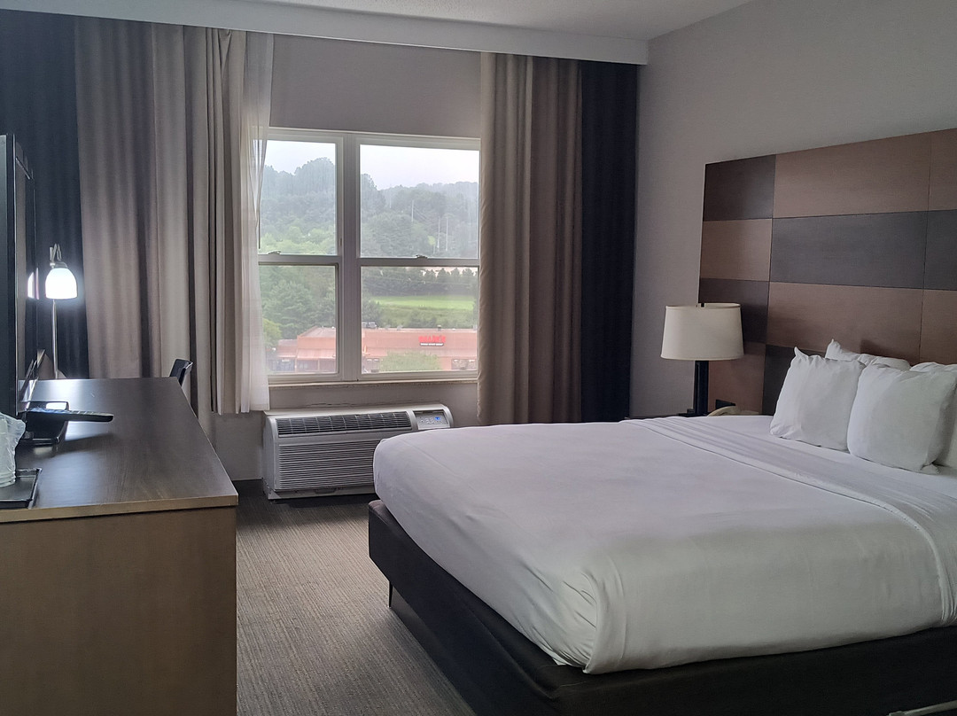 Country Inn & Suites By Radisson Boone Nc主图