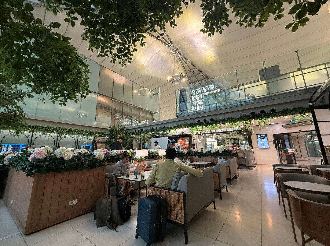 The Coral Finest Business Class Lounge