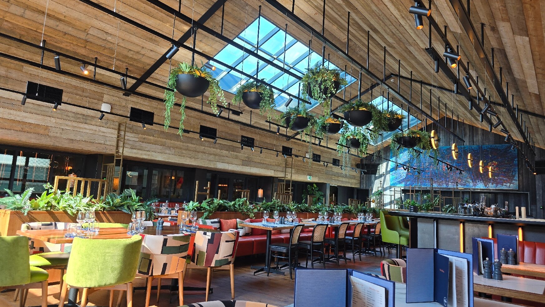 Burleigh Court-官方