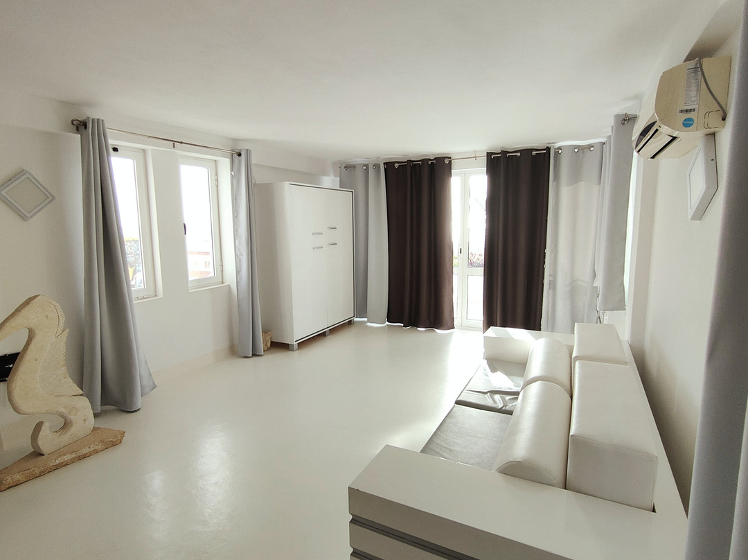 Hotel Big Game Maio主图