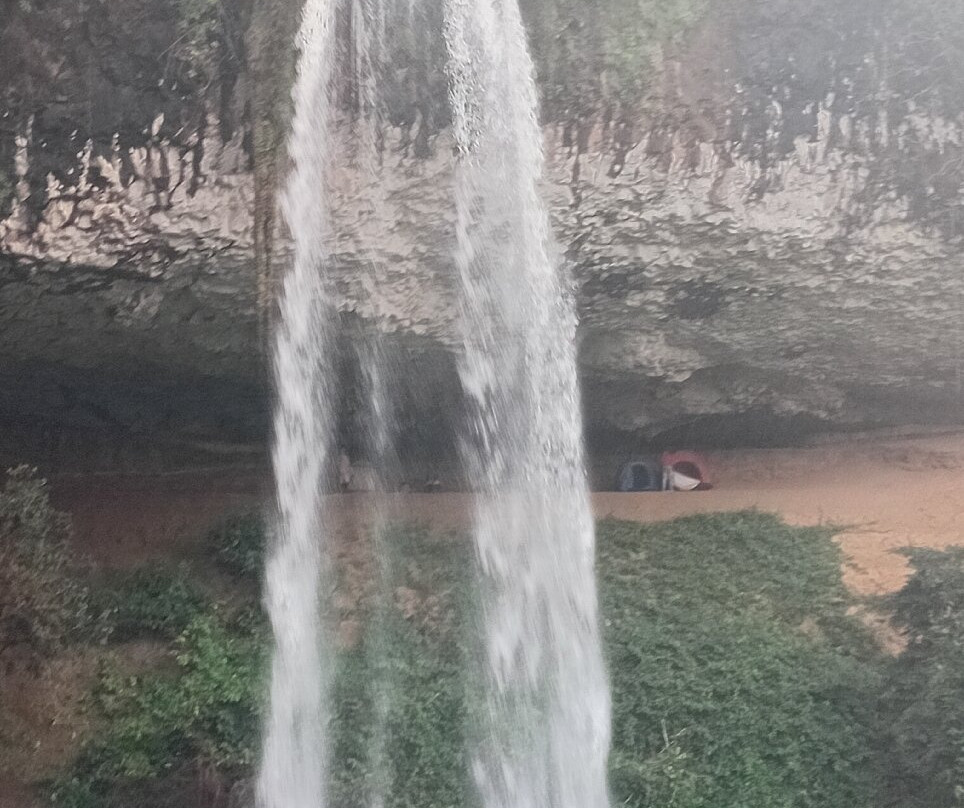 Kaporogwe Falls-Tukuyu必去景点