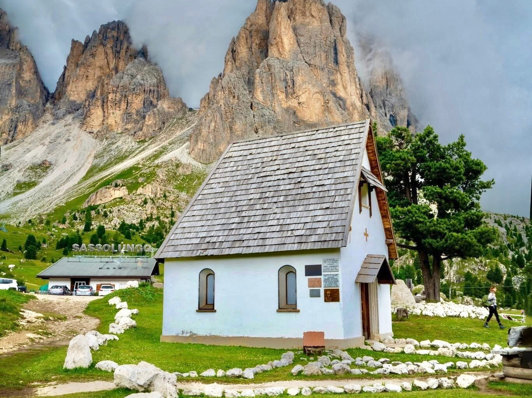 Chiesetta di Passo Sella-塞尔瓦迪加尔代纳必去景点