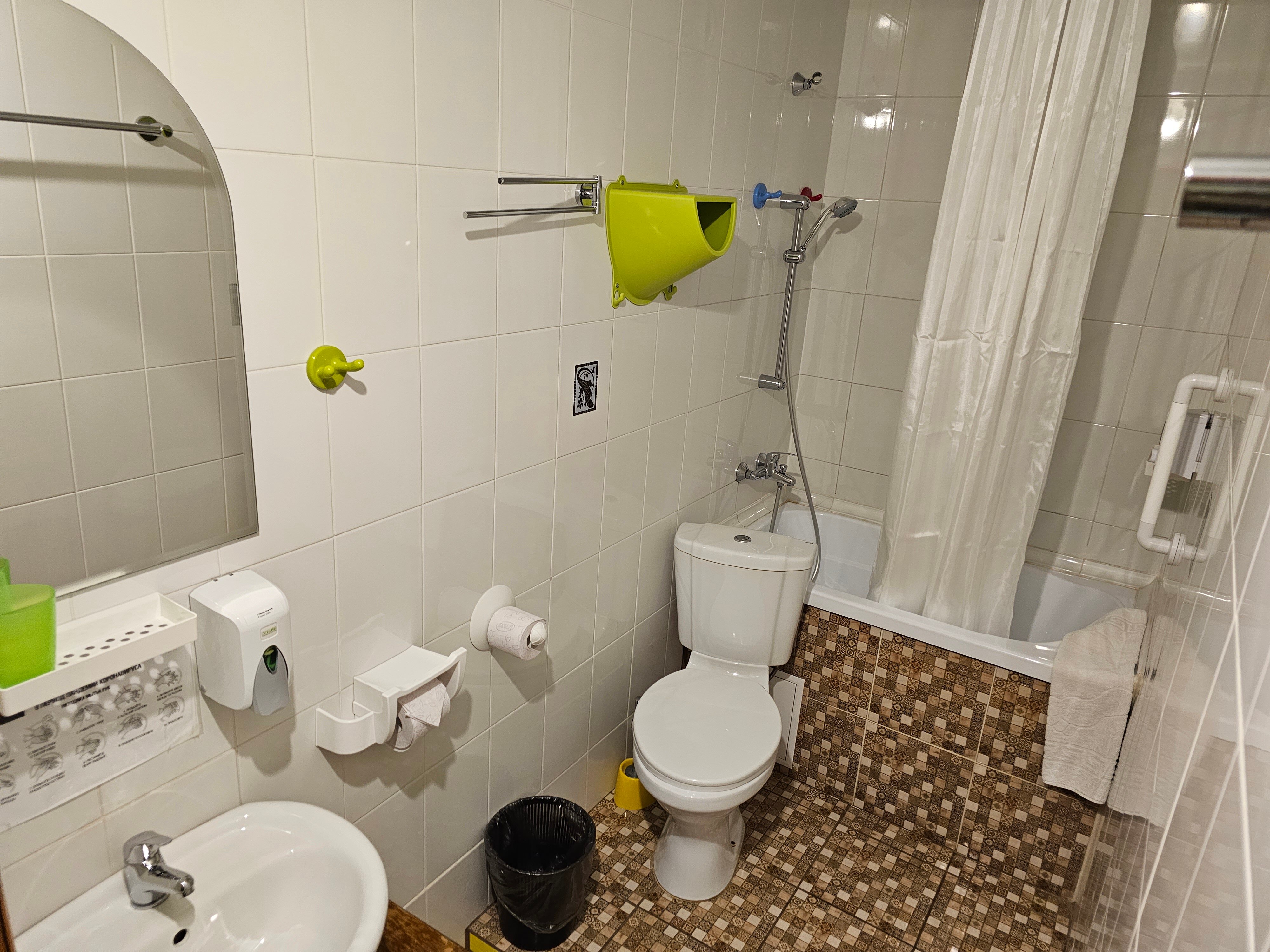 Lemon Joe Hotel-浴室