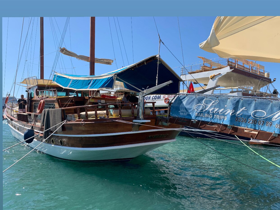 Saint Mary-切什梅必去景点