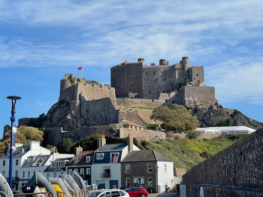 Tantivy Blue Coach Tours-St. Helier必去景点