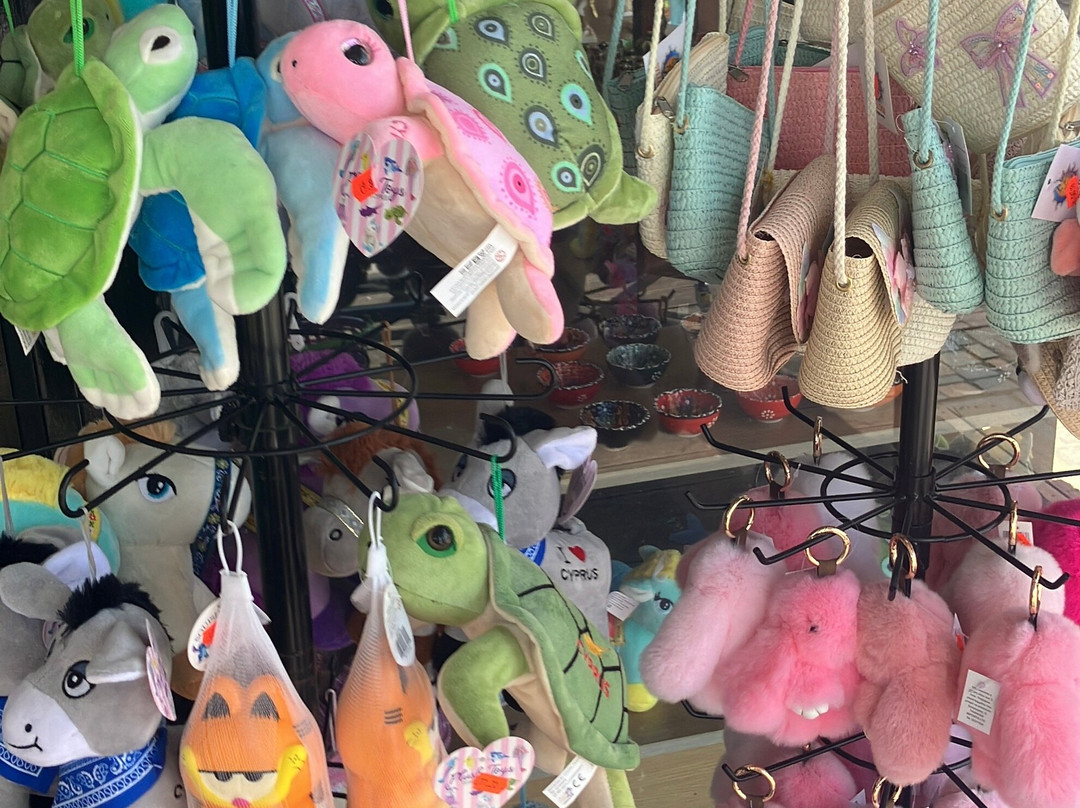 Christina's souvenirs shop