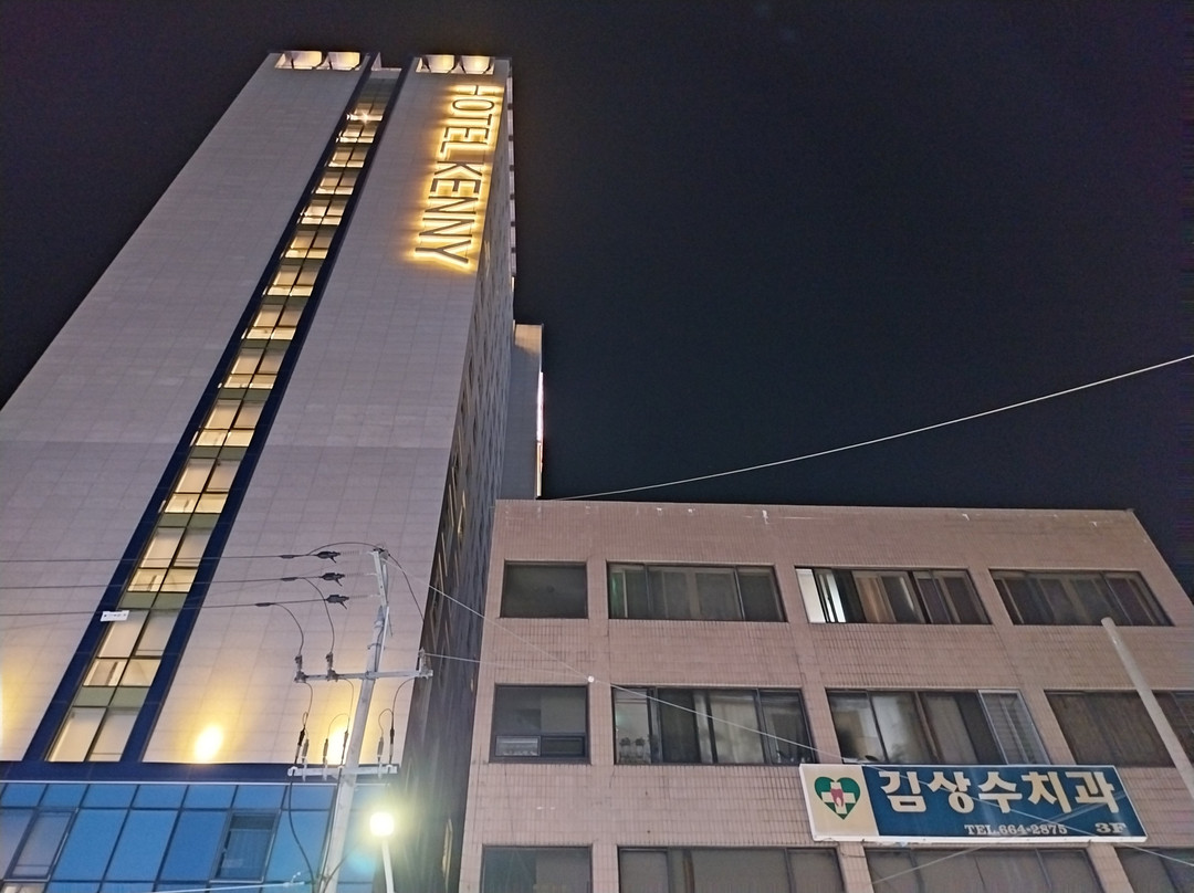 Hotel Kenny