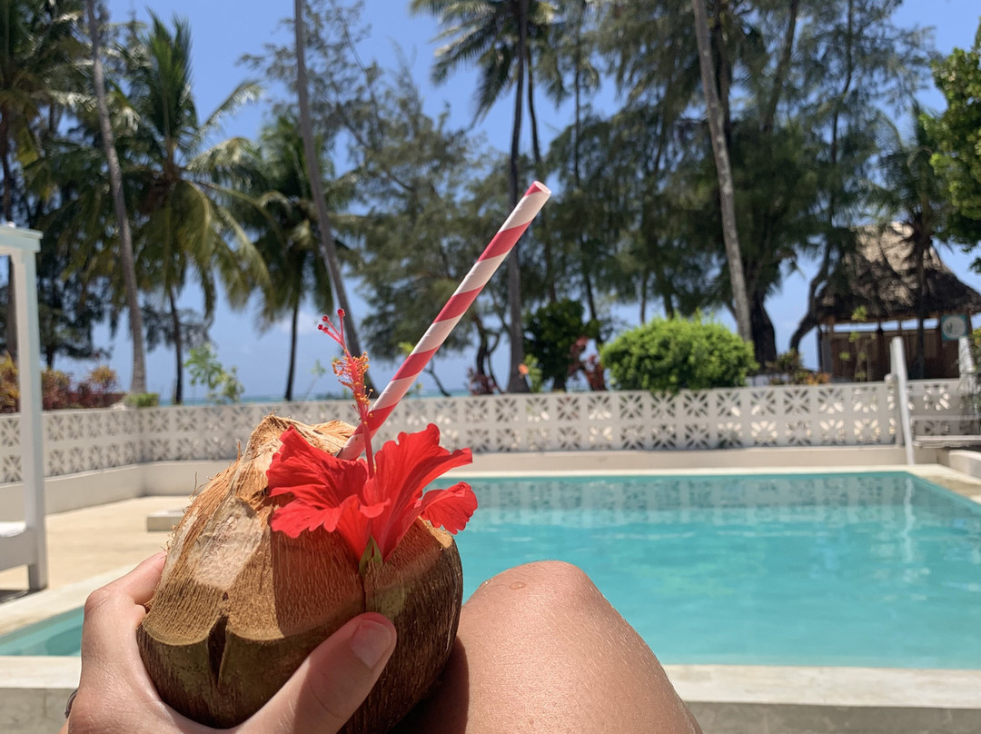 Pili Pili Orient Beach Hotel主图