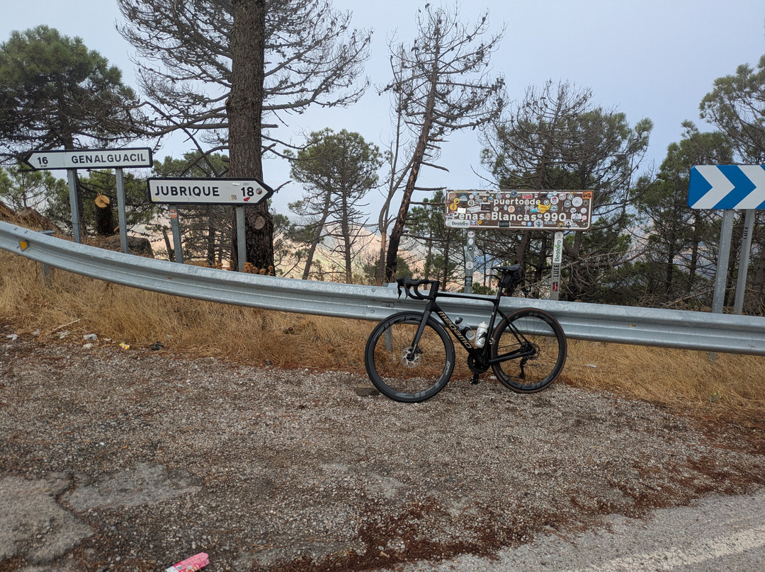 Bikestardo-卡拉德米哈斯必去景点