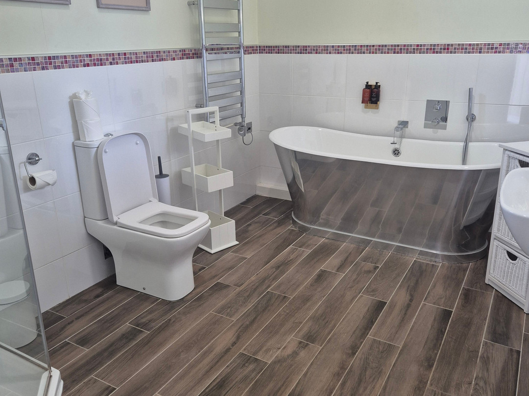 The White Hart主图