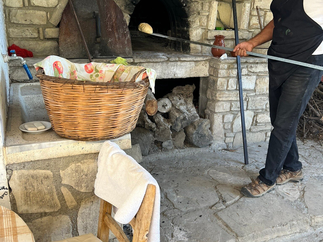 Kamihis Farm-Zaros必去景点