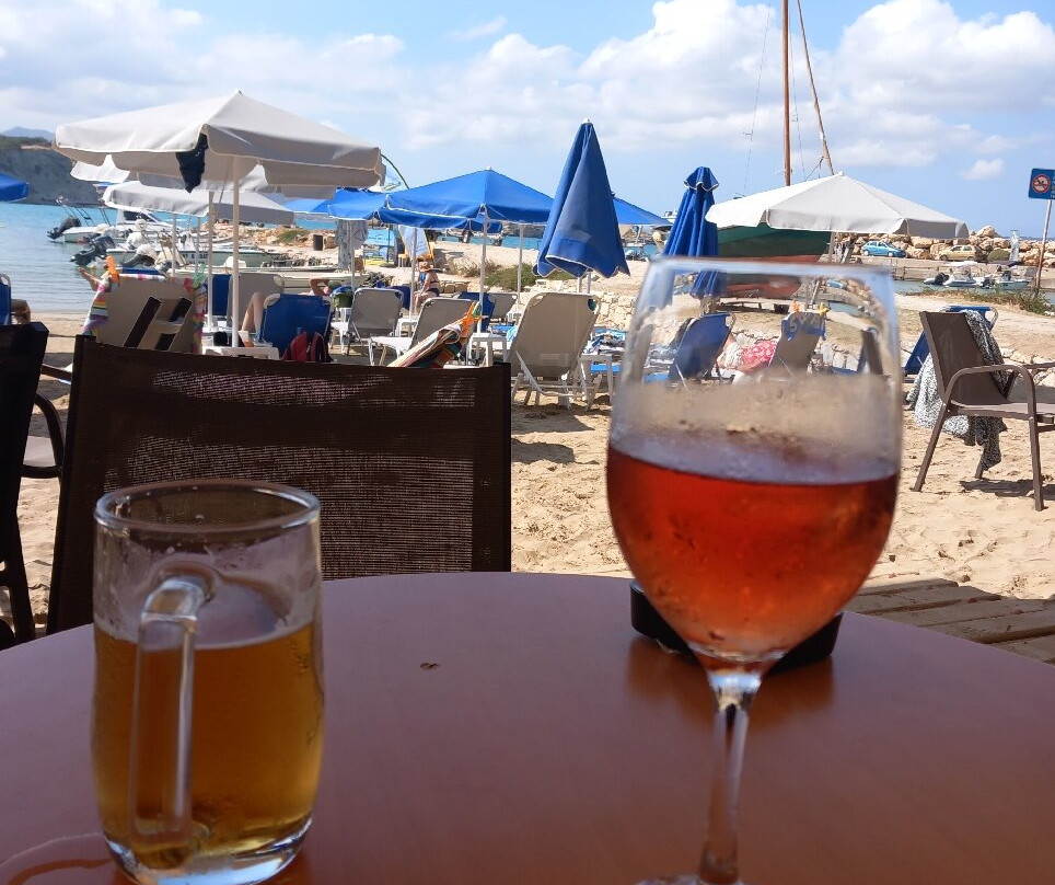Cantina Beach Bar-Almyrida必去景点