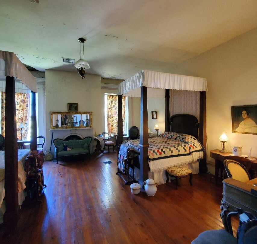 Ward Hall-Georgetown必去景点