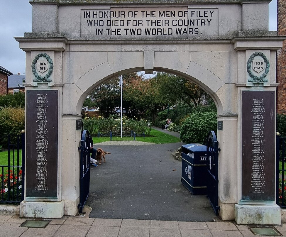 Filey War Memorial Garden-Filey必去景点