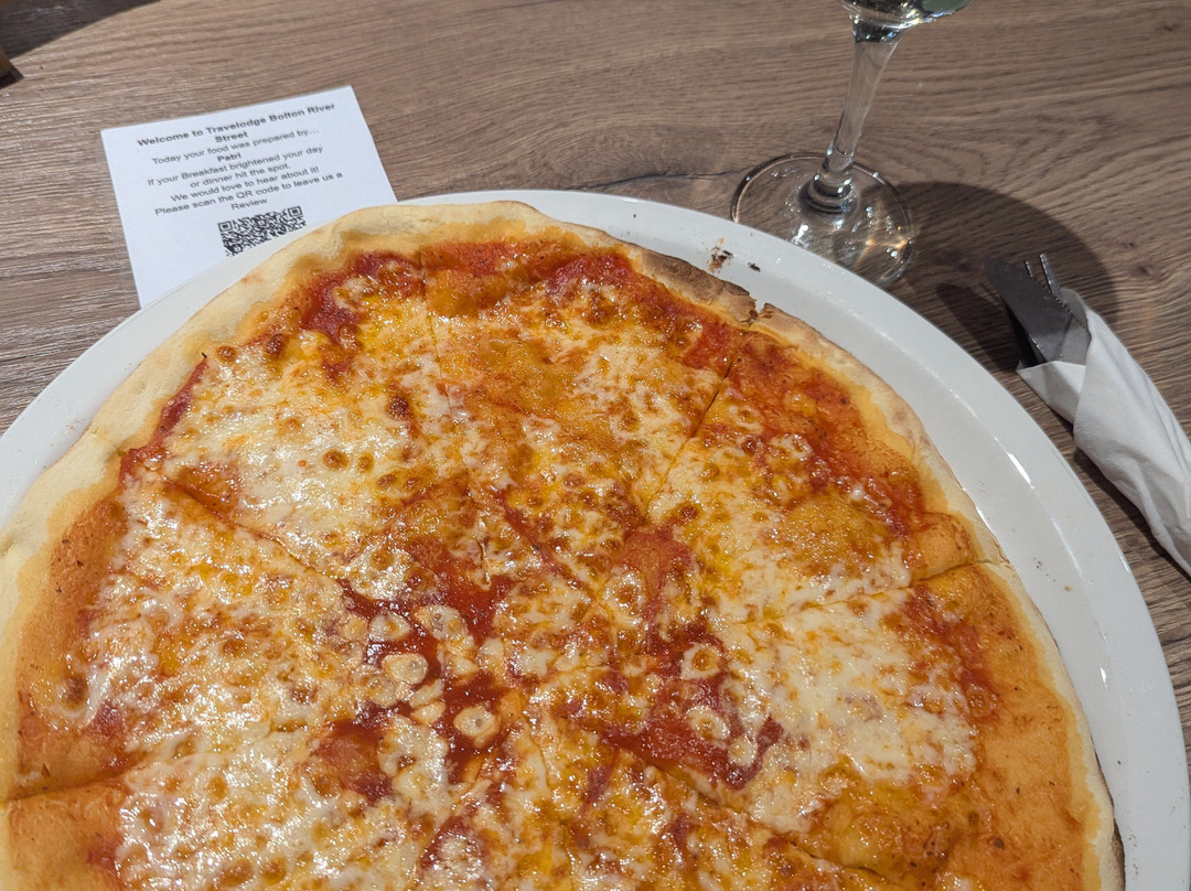 Travelodge Bolton Central River Street主图