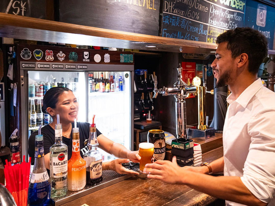 英式酒吧 MORRIS' 羊排