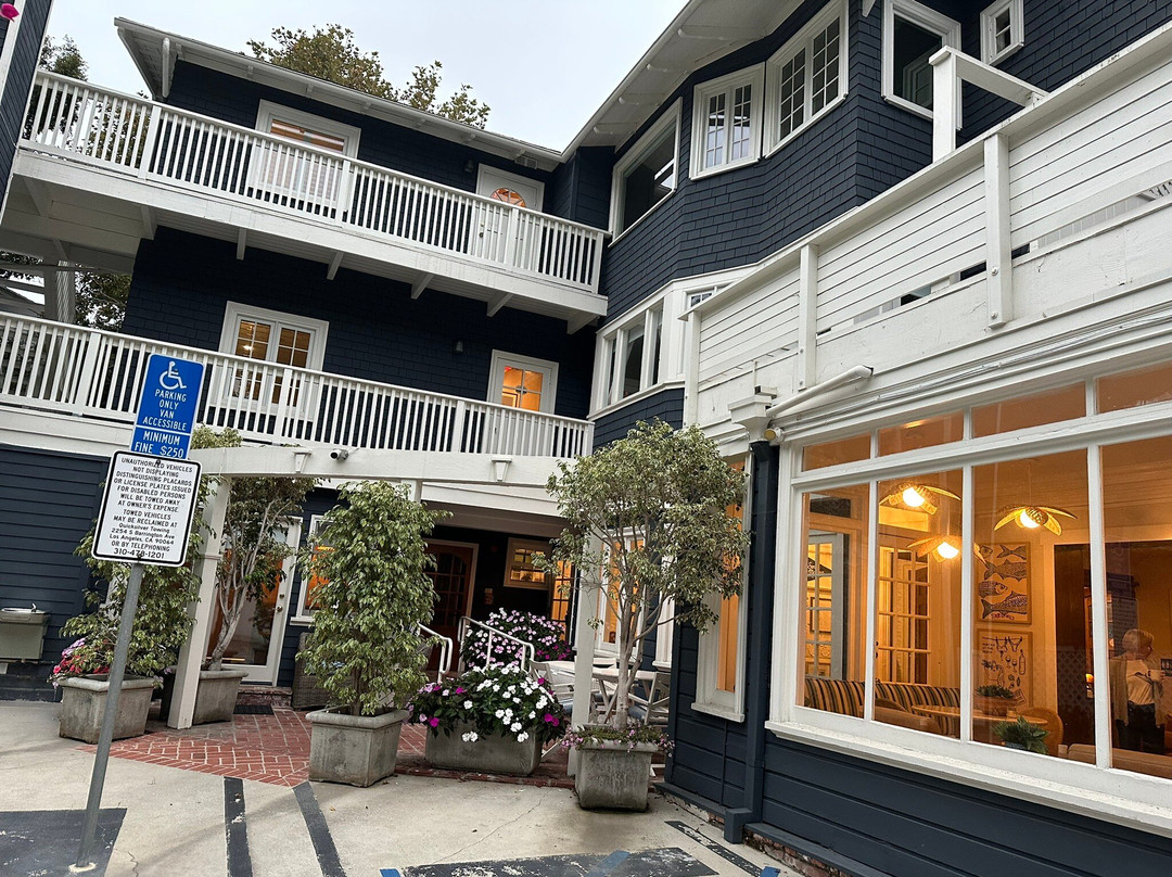 海岬路旅馆－四姐妹酒店