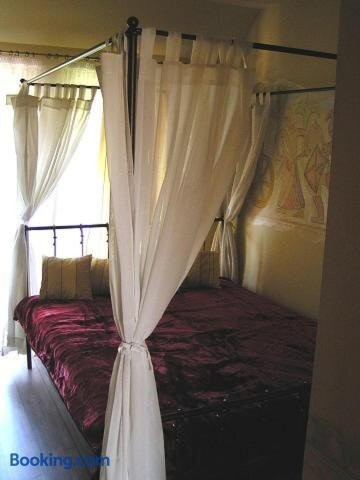 Don Quijote Kozepkori Panzio es Etterem主图