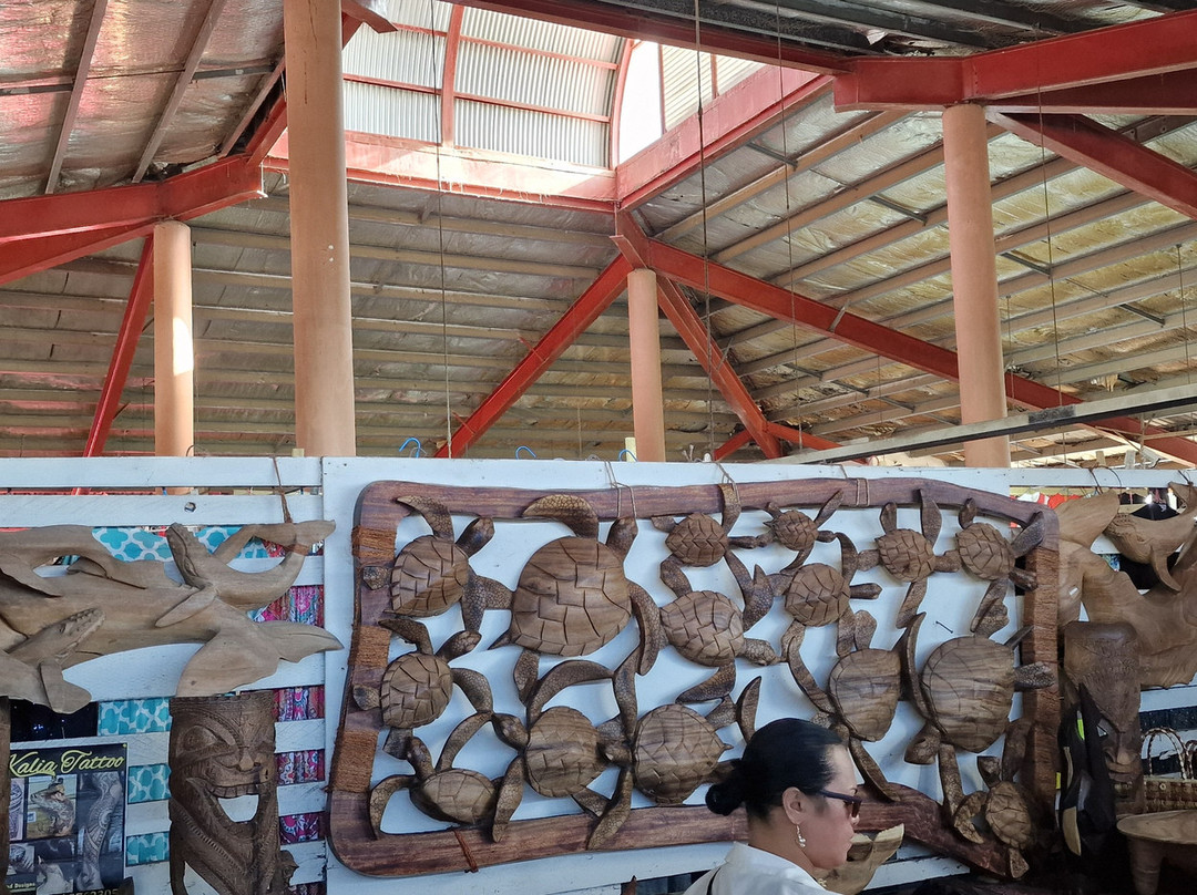 Talamahu Markets-努库阿洛法必去景点