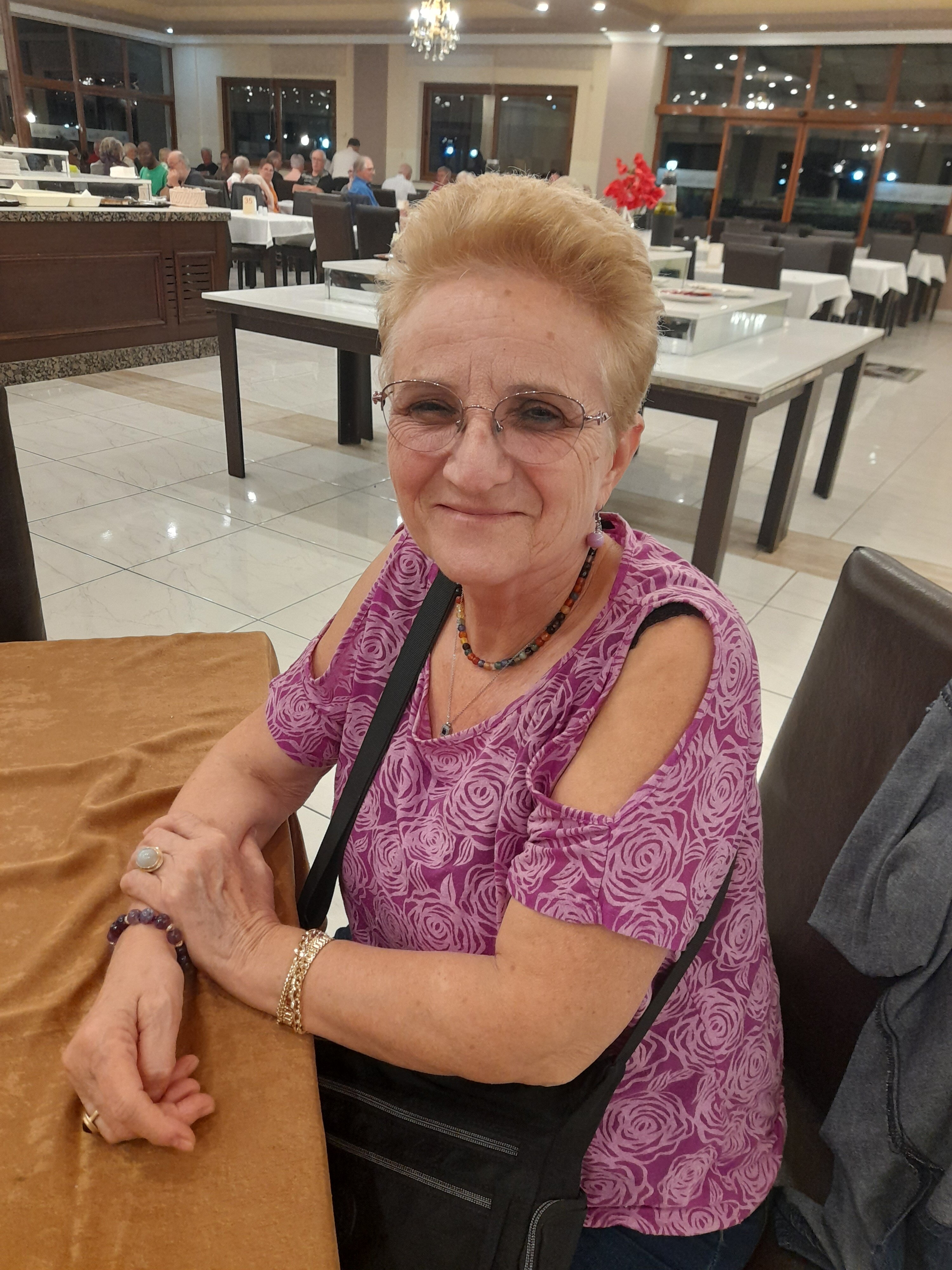 Riverside Garden Resort Hotel-官方