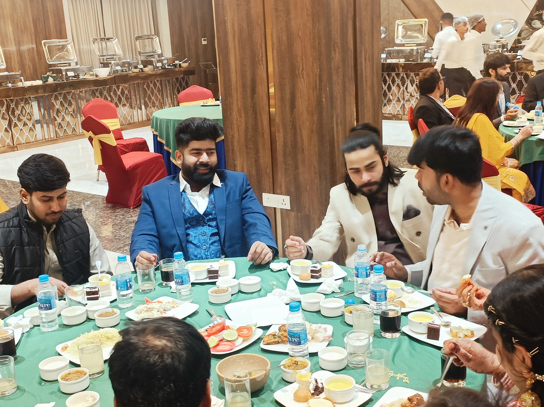 Payel Multiplaza主图