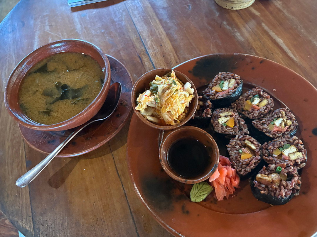 Flowers and Fire Yoga Garden Gili Air-Gili Air必去景点