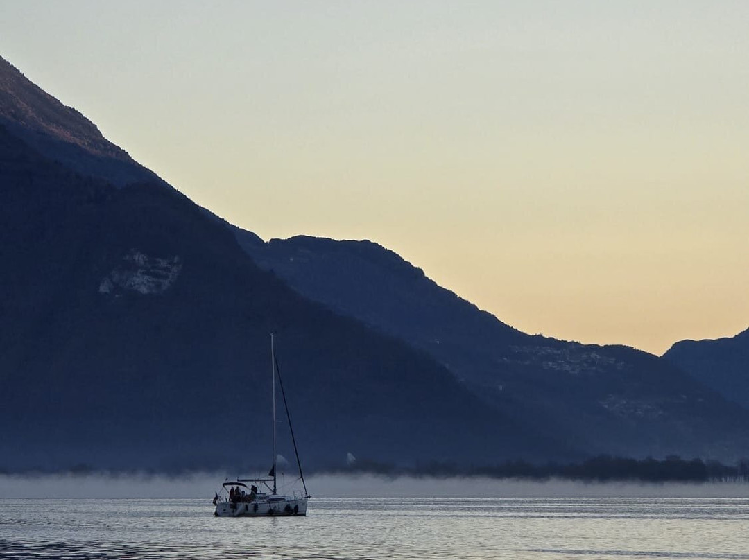 Scuola Nautica Gini-多马索必去景点