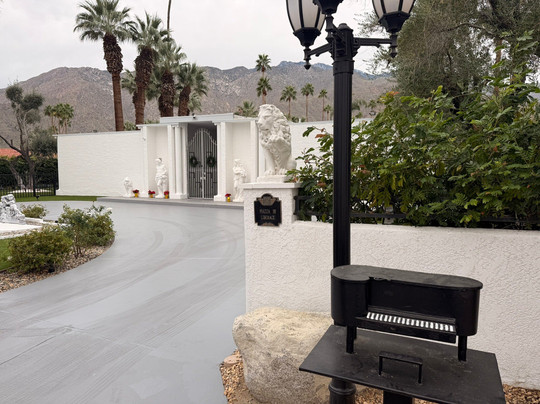 Palm Springs Celebrity Tours-大教堂城必去景点