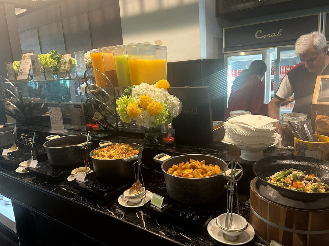 Coral Premium Departure Lounge-迈考必去景点