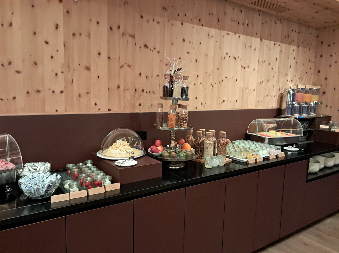 多纳兹酒店主图