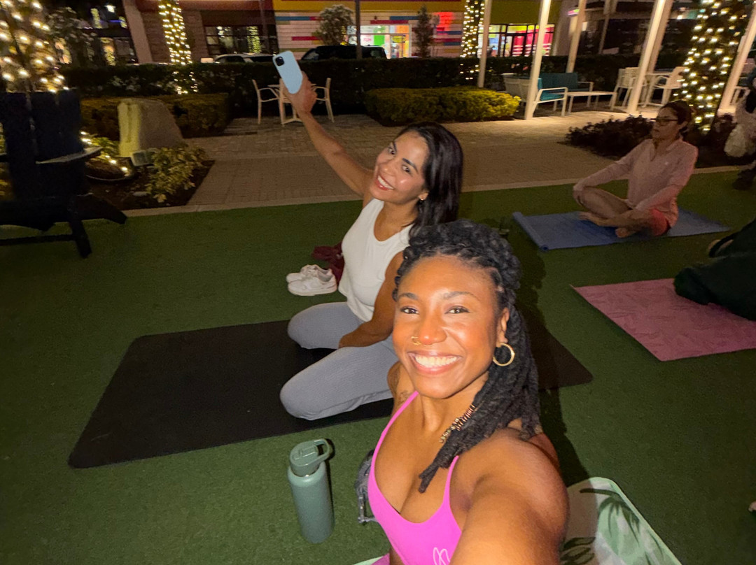 Dania Pointe-达尼亚滩必去景点